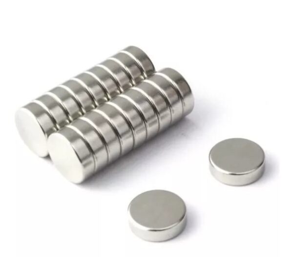 Iman de neodimio x 10 pcs.   8 x 3mm